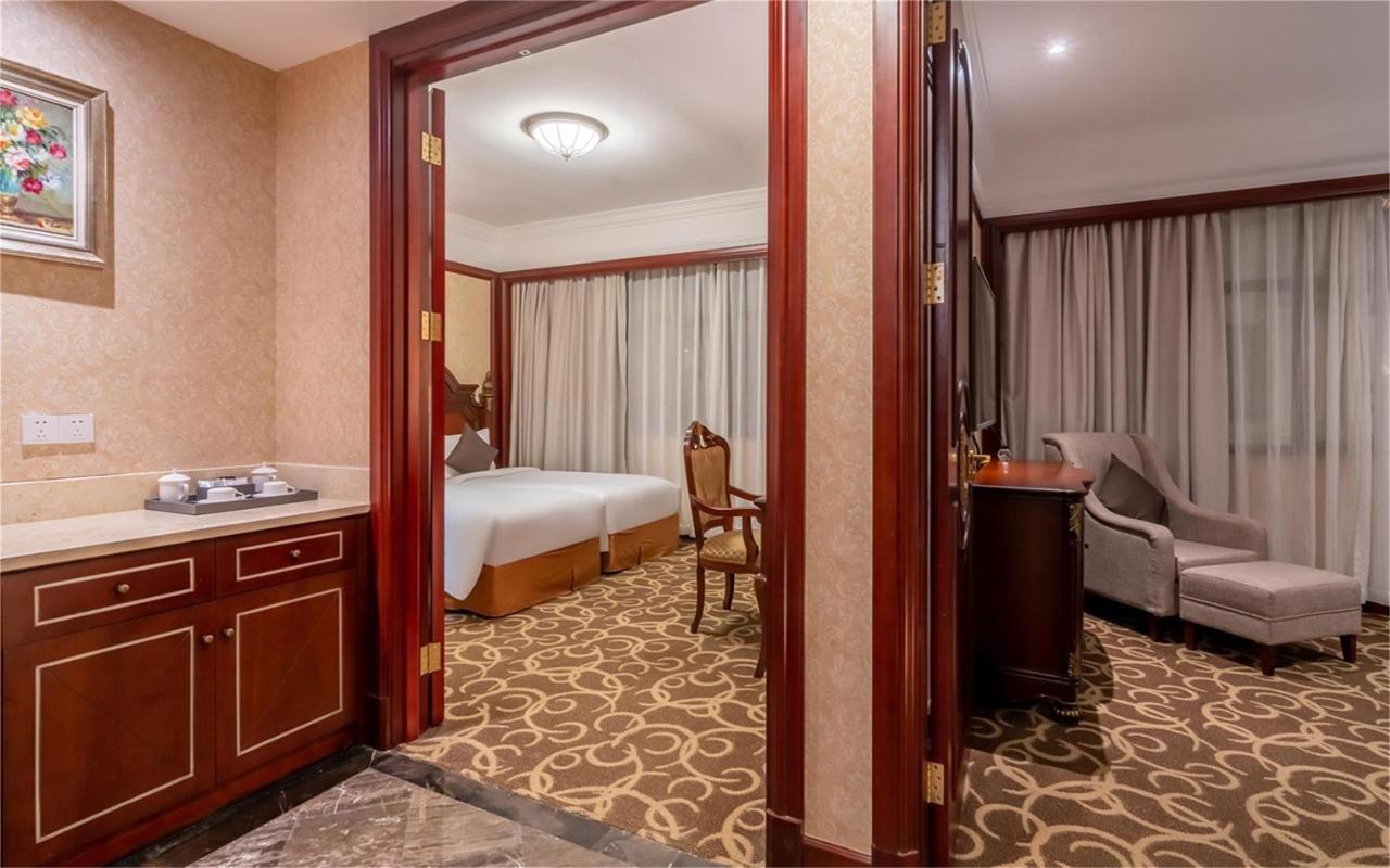 Wyndham Shanghai Hongqiao-Near Necc Exterior photo