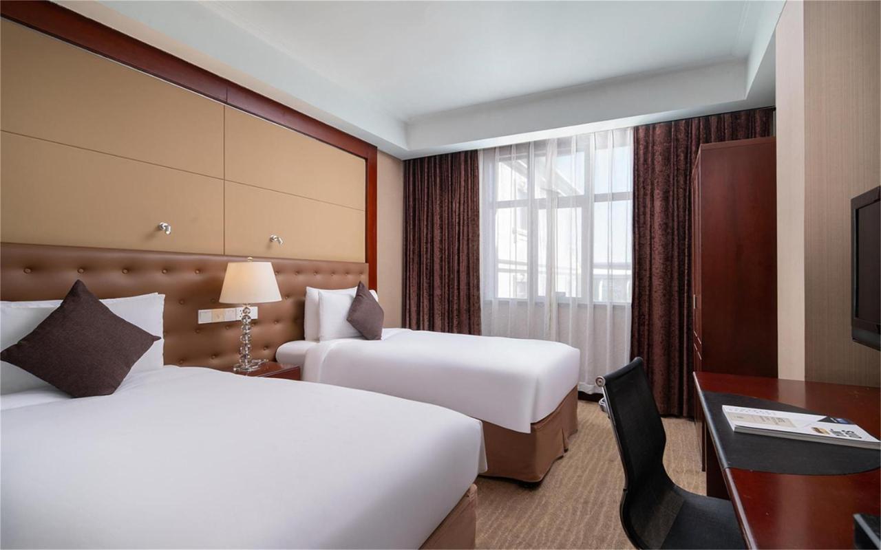 Wyndham Shanghai Hongqiao-Near Necc Exterior photo