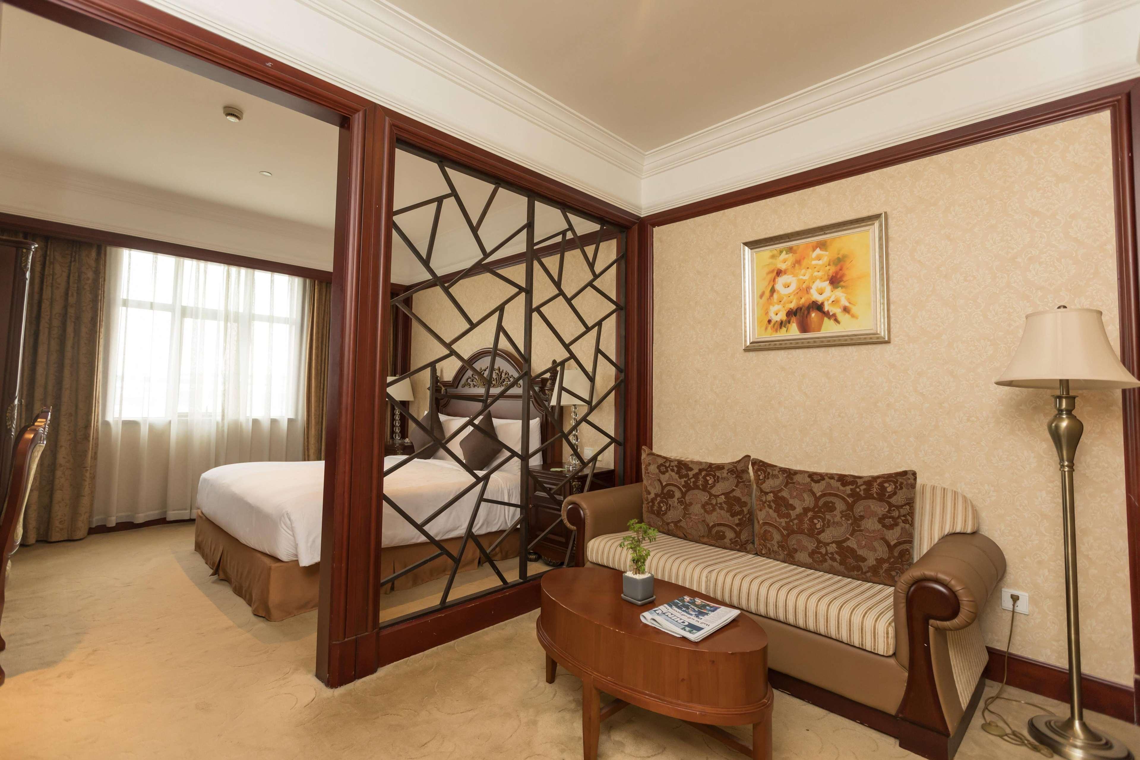 Wyndham Shanghai Hongqiao-Near Necc Exterior photo